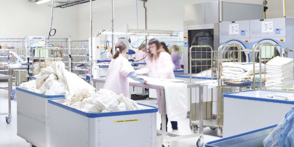 CLEANROOM & INDUSTRIAL LAUNDRY SERVICES